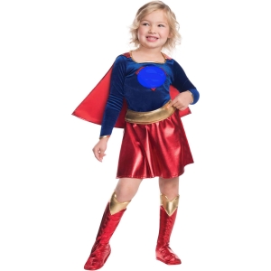 Super Man-dräkt för små flickor med en cape som bärs av en fashionabel tjej
