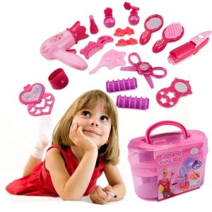 Frisörset i 17 delar för flickor i rosa fodral.