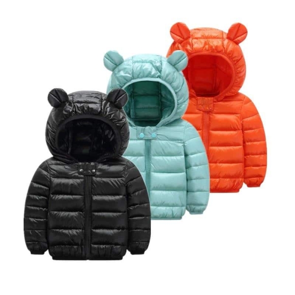Tre quiltade dunjackor med teddybjörnar för flickor i färgerna svart, blå och orange