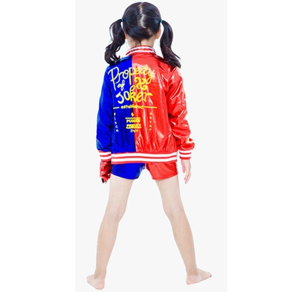 Harley Quinn-utklädnad med peruk för flickor med vit bakgrund